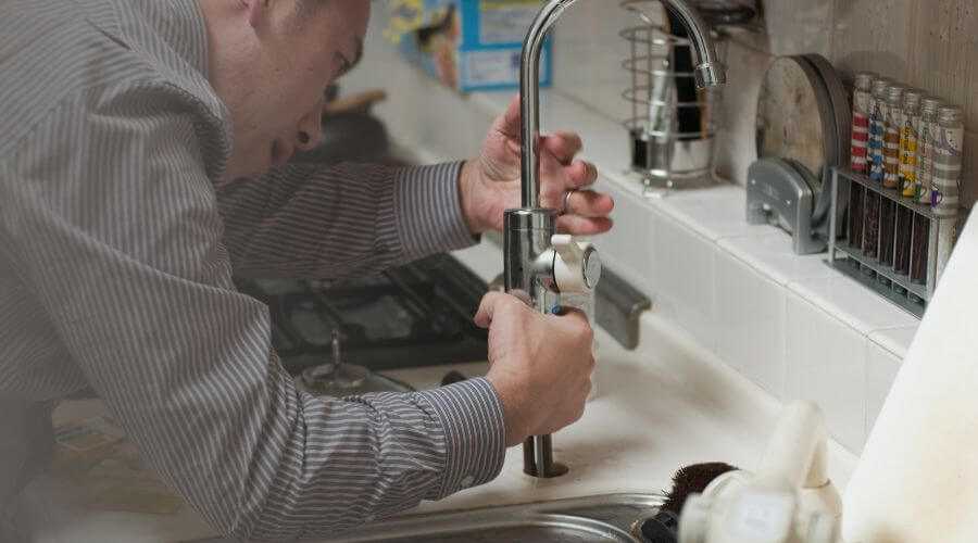 Local water heater installation in Pleasant View, TN